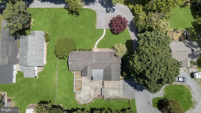 7416 CENTRE ST, Sykesville, MD 21784