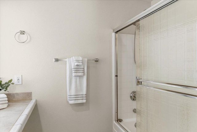 2914 Willow St, Pollock Pines, CA 95726