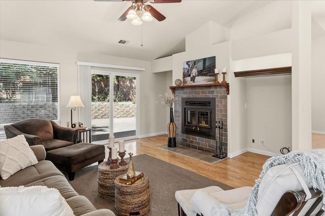 2914 Willow St, Pollock Pines, CA 95726