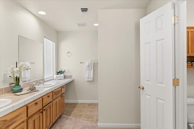 2914 Willow St, Pollock Pines, CA 95726
