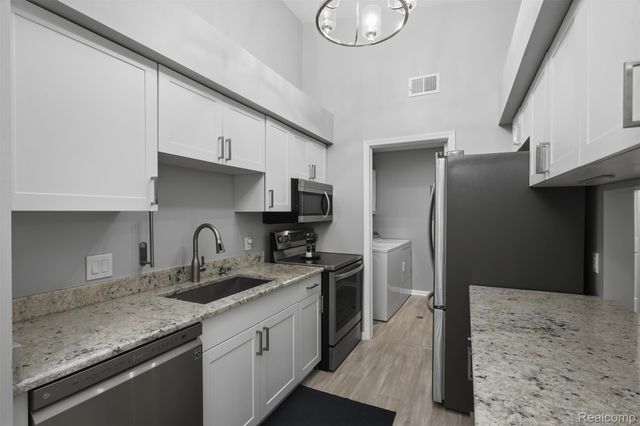 1326 Shoemaker Drive 52, Westland, MI 48185