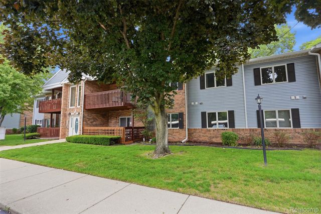 1326 Shoemaker Drive 52, Westland, MI 48185