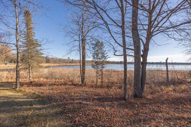 4701 Shangri La Drive NE, Longville, MN 56655