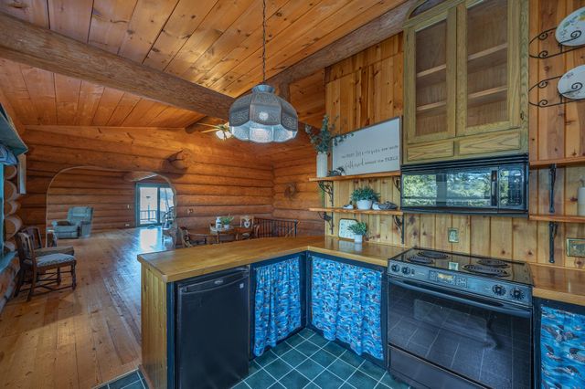 4701 Shangri La Drive NE, Longville, MN 56655