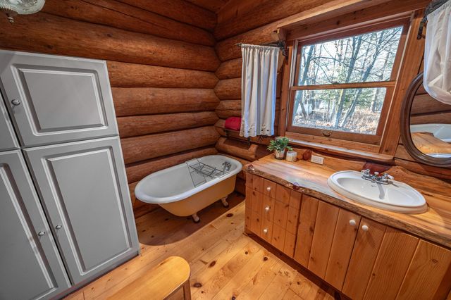 4701 Shangri La Drive NE, Longville, MN 56655