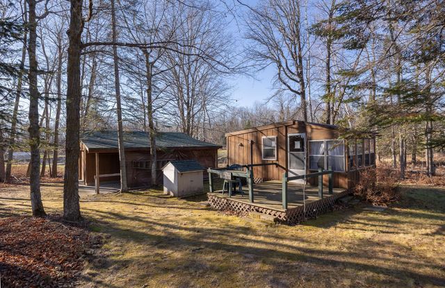 4701 Shangri La Drive NE, Longville, MN 56655