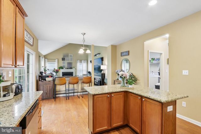 60 ABINGTON CT, Mays Landing, NJ 08330