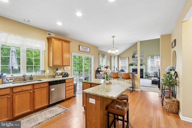 60 ABINGTON CT, Mays Landing, NJ 08330