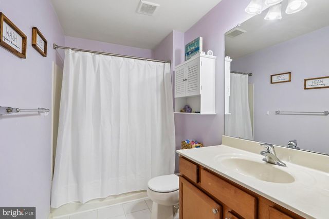 60 ABINGTON CT, Mays Landing, NJ 08330