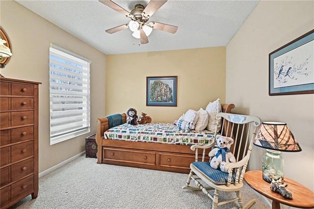 5505 N Wyoming Street, Kansas City, MO 64118