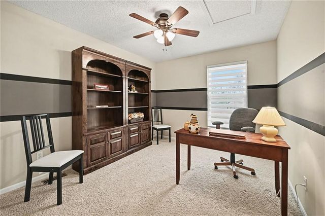 5505 N Wyoming Street, Kansas City, MO 64118