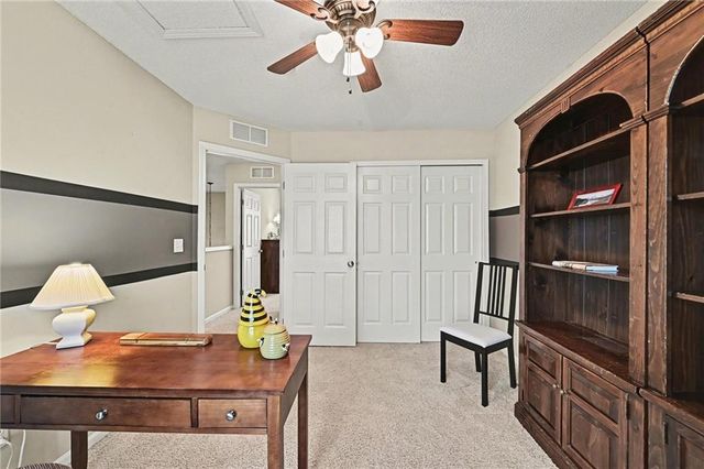 5505 N Wyoming Street, Kansas City, MO 64118