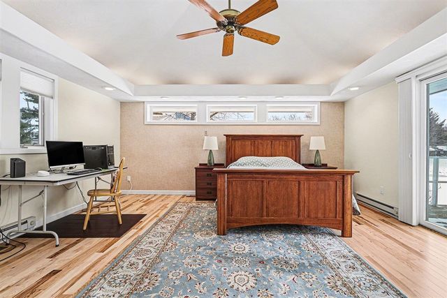 1134 S Lakeside Drive, Battle Creek, MI 49015