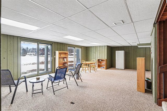 1134 S Lakeside Drive, Battle Creek, MI 49015