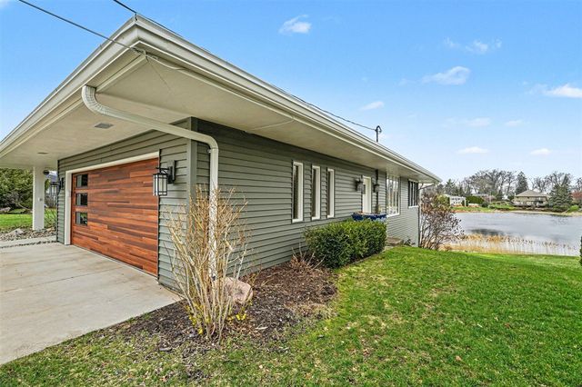 1134 S Lakeside Drive, Battle Creek, MI 49015