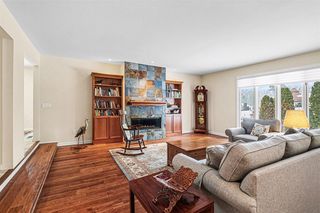 1134 S Lakeside Drive, Battle Creek, MI 49015