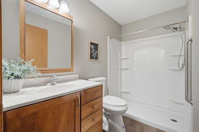 1013 10th Street 0, De Witt, IA 52742
