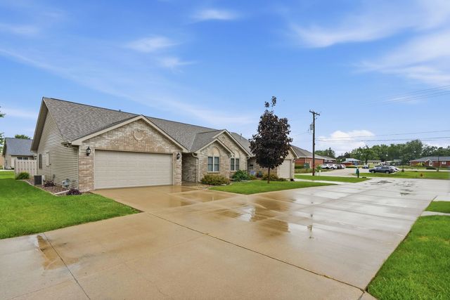 1013 10th Street 0, De Witt, IA 52742