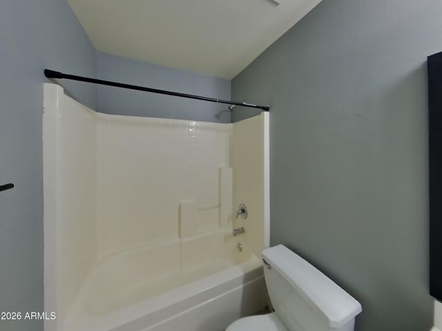 8610 W ECHO Lane, Peoria, AZ 85345