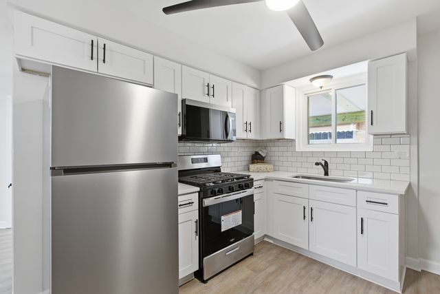 3822 Fargo Avenue, Skokie, IL 60076