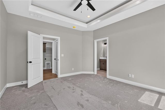 11109 E 209TH Street, Peculiar, MO 64078