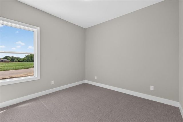 11109 E 209TH Street, Peculiar, MO 64078