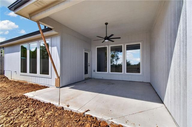 11109 E 209TH Street, Peculiar, MO 64078