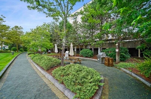 73 Broad Reach T44C, Weymouth, MA 02191