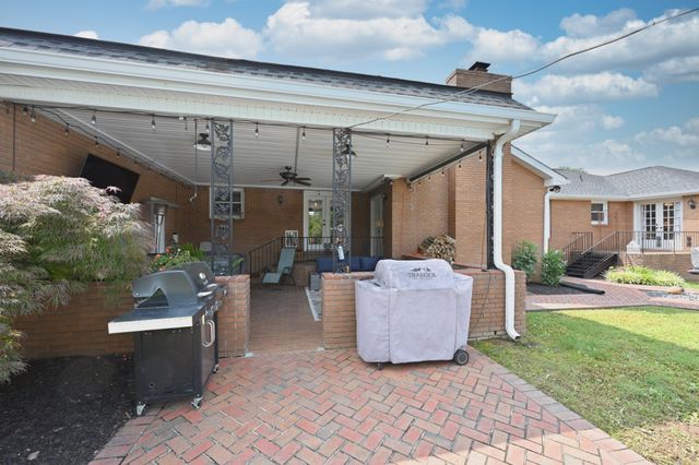 200 Rising Sun Ter, Old Hickory, TN 37138
