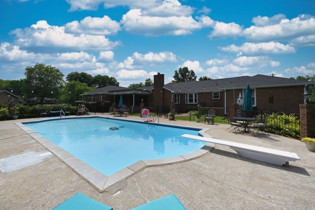 200 Rising Sun Ter, Old Hickory, TN 37138