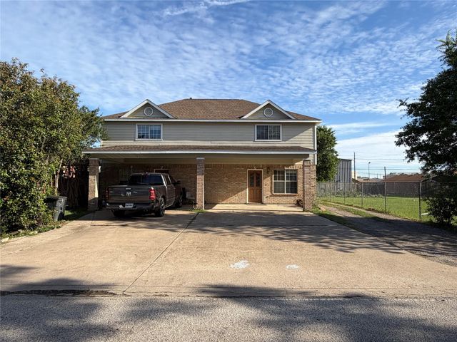 11102 Maize Lane A, Houston, TX 77041