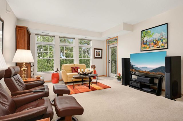 7100 Metro Boulevard 416, Edina, MN 55439