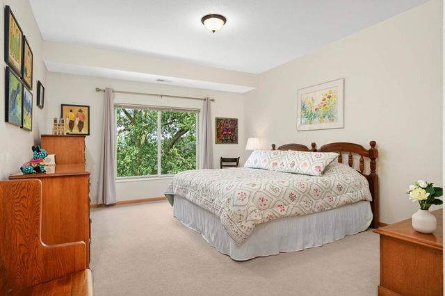 7100 Metro Boulevard 416, Edina, MN 55439