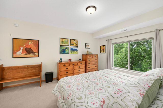 7100 Metro Boulevard 416, Edina, MN 55439