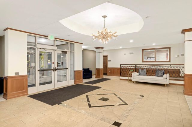 7100 Metro Boulevard 416, Edina, MN 55439