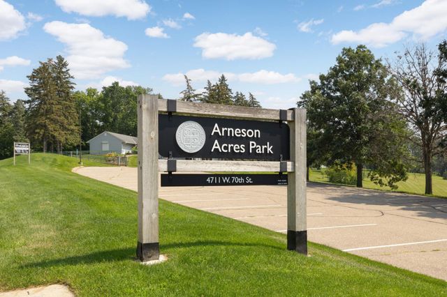 7100 Metro Boulevard 416, Edina, MN 55439