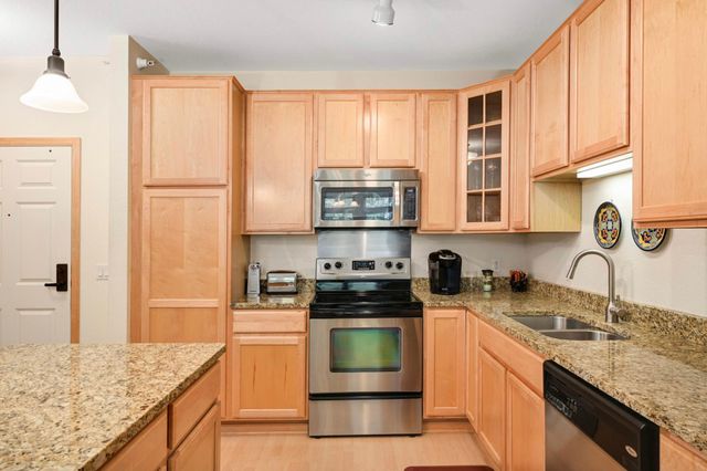 7100 Metro Boulevard 416, Edina, MN 55439