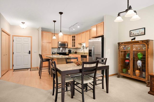 7100 Metro Boulevard 416, Edina, MN 55439