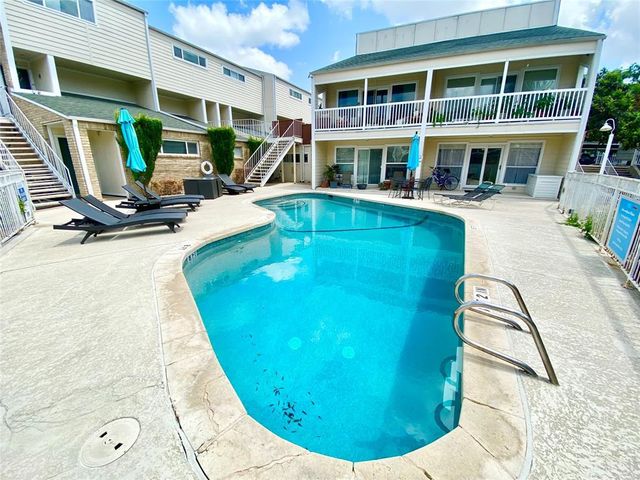 1818 S Lakeshore DR 7, Austin, TX 78741