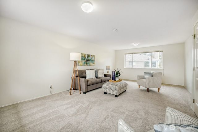 11240 SE 189th Court, Renton, WA 98055