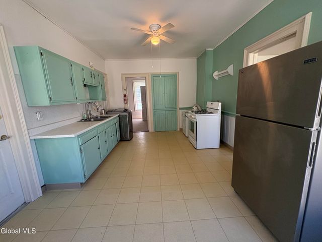 24 George Street, Cohoes, NY 12047