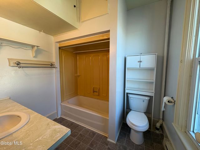 24 George Street, Cohoes, NY 12047