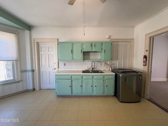 24 George Street, Cohoes, NY 12047