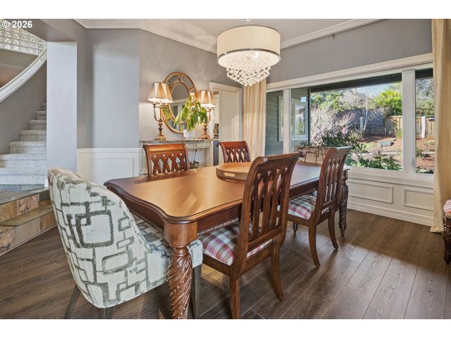 21473 ROSEPARK Ct, West Linn, OR 97068