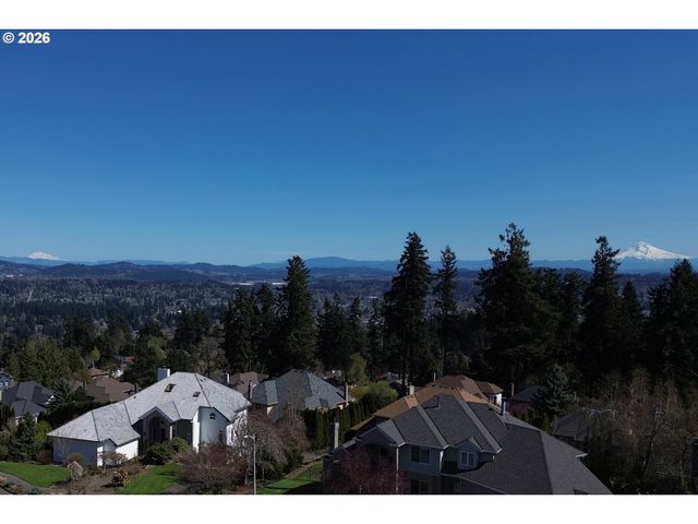 21473 ROSEPARK Ct, West Linn, OR 97068