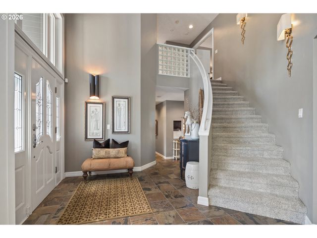 21473 ROSEPARK Ct, West Linn, OR 97068
