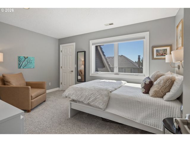21473 ROSEPARK Ct, West Linn, OR 97068
