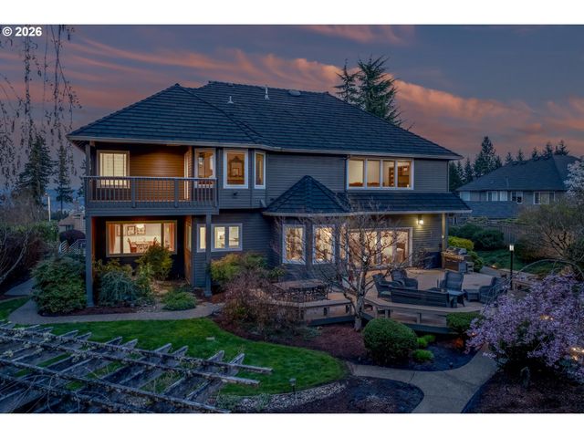 21473 ROSEPARK Ct, West Linn, OR 97068