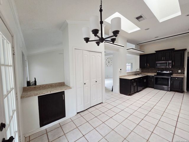 8310 clays, San Antonio, TX 78250