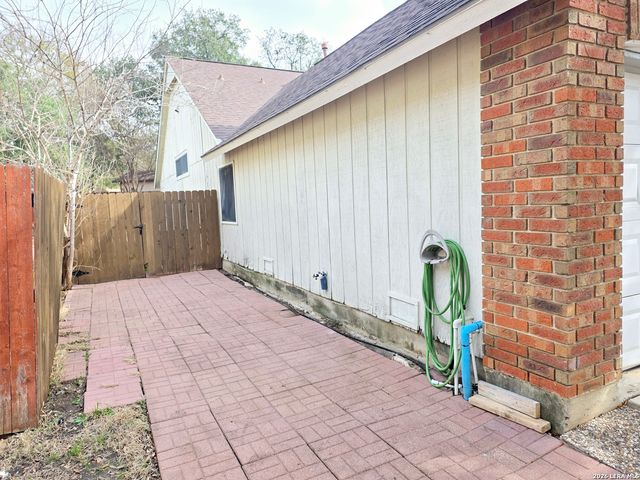 8310 clays, San Antonio, TX 78250